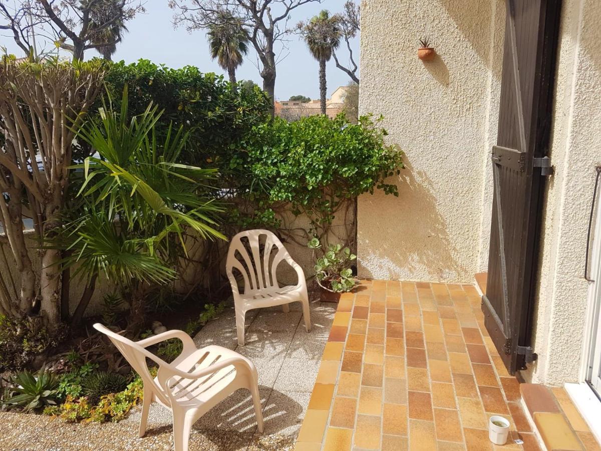 Maison Charmante A Sainte-Marie Avec Grand Jardin エクステリア 写真