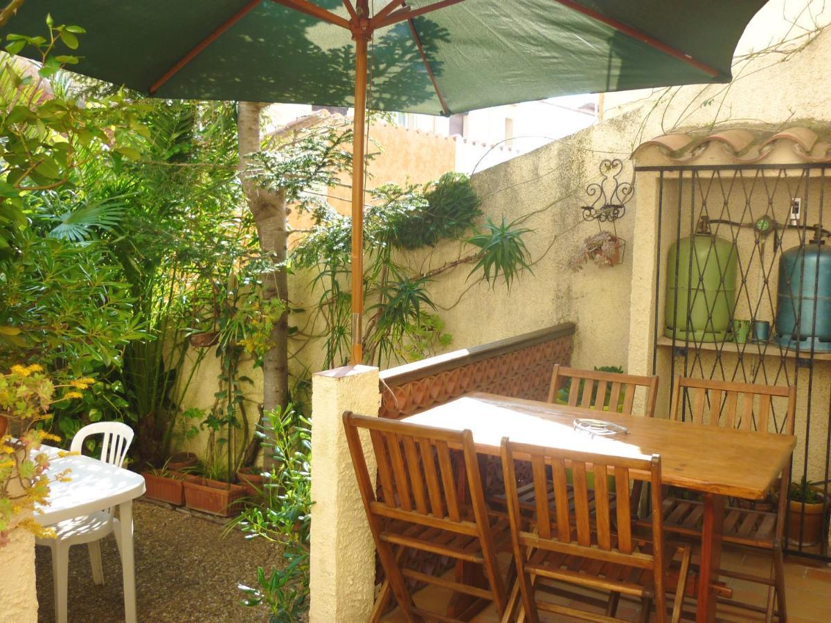 Maison Charmante A Sainte-Marie Avec Grand Jardin エクステリア 写真